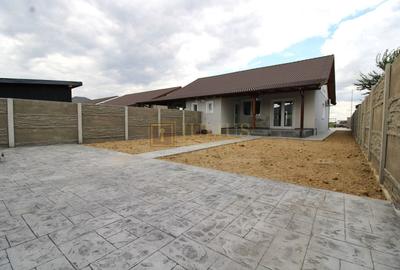 Duplex cu 3 camere cu Teren 335 Mp în Moșnița Veche - 2