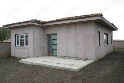 Casă cu 1 camere cu Teren 400 Mp în Sud - 10