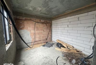 Casă cu 5 camere cu Teren 242 Mp în Ștefăneștii de Jos - 7