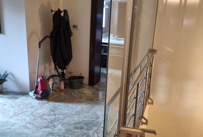 Casă cu 6 camere cu Canalizare în Universitate - 33