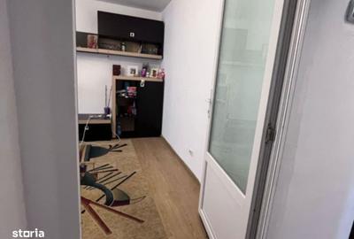 Apartament cu 2 camere, mobilat în Baza 3 - 11
