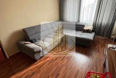 Apartament cu 3 camere decomandat, mobilat în Brâncoveanu