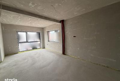 Casă cu 6 camere cu Teren 290 Mp în Gruia - 9