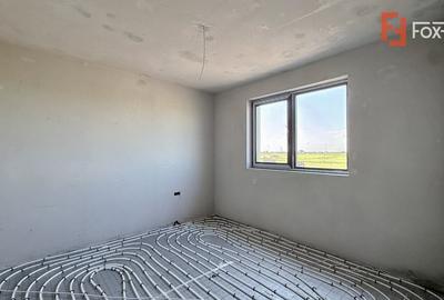 Duplex cu 4 camere cu Canalizare în Moșnița Veche - 11