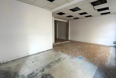 Spațiu comercial, de 40 mp, în Central