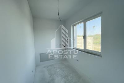 Duplex cu 4 camere cu Canalizare în Covaci - 3