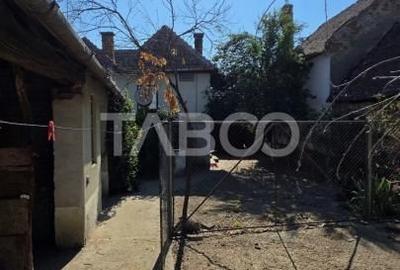 Casă cu 2 camere cu Teren 85 Mp în Central