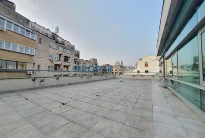 Birou, de 4,400 mp, în Romană - 3