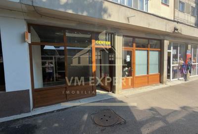 Spațiu comercial, de 47 mp, în Central