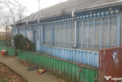 Casă cu 2 camere în Mihail Kogălniceanu