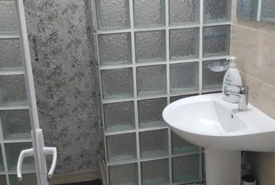 Apartament cu 3 camere decomandat în Central - 3