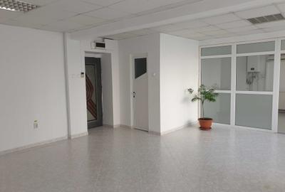 Spațiu comercial, de 70 mp, în Ultracentral - 8