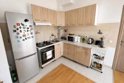 Apartament cu 2 camere semidecomandat, mobilat în Florești