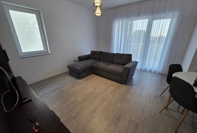 Apartament cu 2 camere decomandat în Giroc