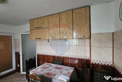 Casă cu 5 camere cu Teren 526 Mp în Chilișeni