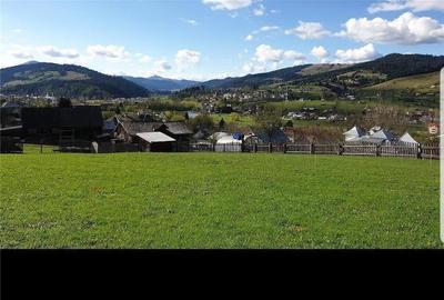 Teren de 1300 mp, în Central