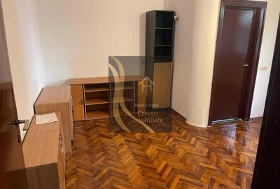 Garsonieră decomandată în Romană - 2