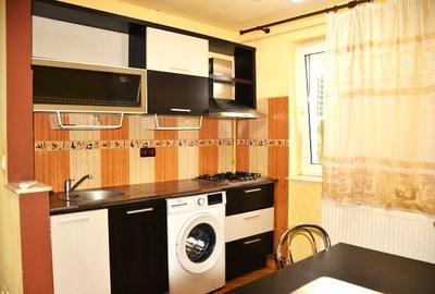 Apartament cu 2 camere semidecomandat în Aleea Trandafirilor