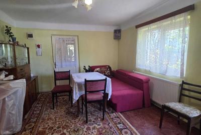 Casă cu 3 camere în 1 Mai - 3