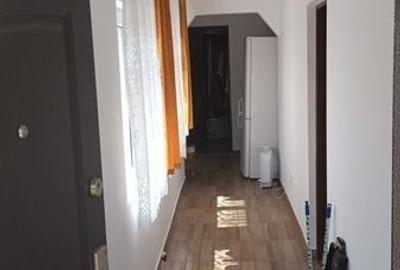 Casă cu 3 camere cu Teren 69 Mp în Central - 8