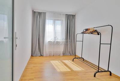 Apartament cu 3 camere semidecomandat, mobilat în Central - 4