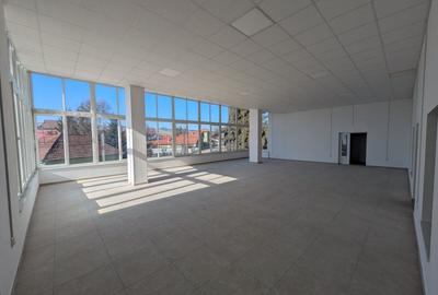 Apartament cu 2 camere decomandat în Central - 2