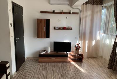 Apartament cu 2 camere decomandat în Metalurgiei - 1