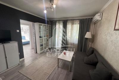Apartament cu 3 camere semidecomandat în Girocului