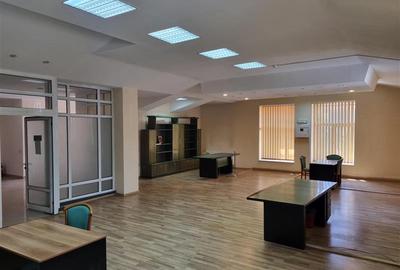 Spațiu comercial, de 146 mp, în Bistrița Lac - 2