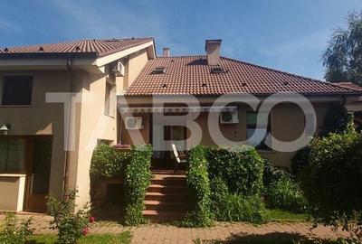 Casă individuală cu 5 camere cu Canalizare în Central - 4