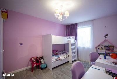 Casă cu 4 camere cu Teren 990 Mp în Oncea