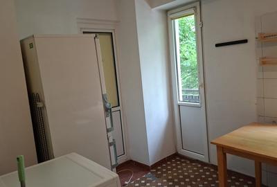 Apartament cu 2 camere decomandat în Aviației - 8