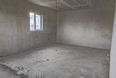 Casă individuală cu 3 camere cu Teren 670 Mp în Tărlungeni