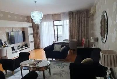 Apartament cu 3 camere decomandat în Vest