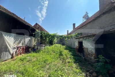 Casă cu 3 camere cu Teren 200 Mp în Central