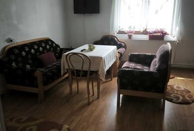 Apartament cu 3 camere decomandat în Central - 2
