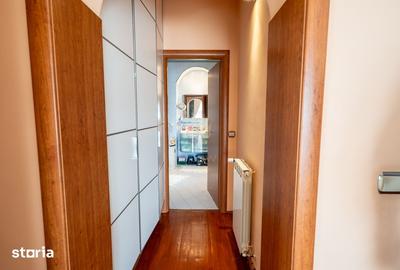 Apartament cu 3 camere, mobilat în Eminescu