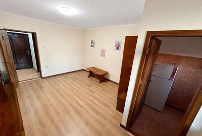 Garsonieră decomandată în Piața Nouă