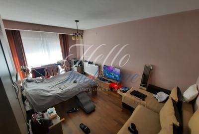 Garsonieră decomandată, mobilată în Florești