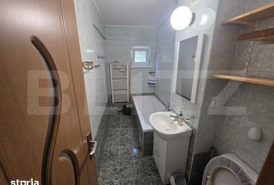 Apartament cu 3 camere decomandat în Dârste