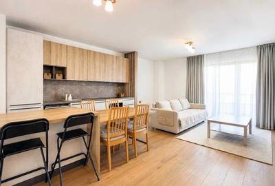 Apartament cu 2 camere semidecomandat, mobilat în Central