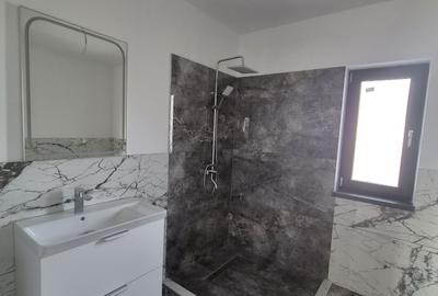 Casă cu 4 camere în Mărgineni - 5