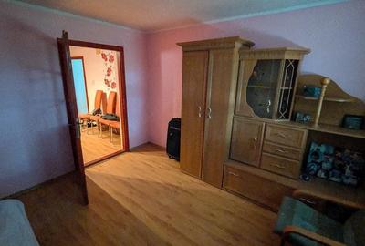 Casă cu Teren 1098 Mp în Central - 2