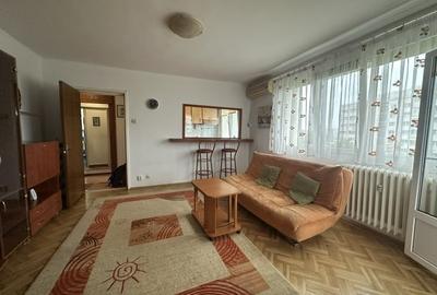 Apartament decomandat în Titan