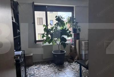 Garsonieră semidecomandată în Central
