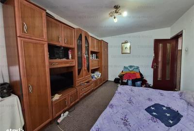 Apartament cu 2 camere decomandat în Astra