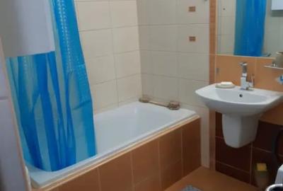 Apartament cu 2 camere decomandat în Mărăști