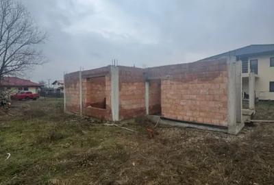 Casă cu 5 camere cu Teren 800 Mp în Tăuții-Măgherăuș