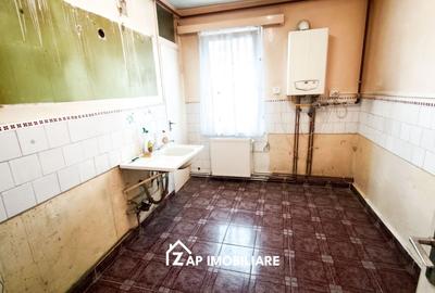 Apartament cu 3 camere decomandat în Tudor - 1