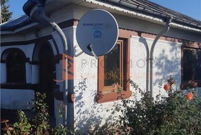 Casă individuală cu 4 camere cu Teren 2672 Mp în Râmnicelu - 2